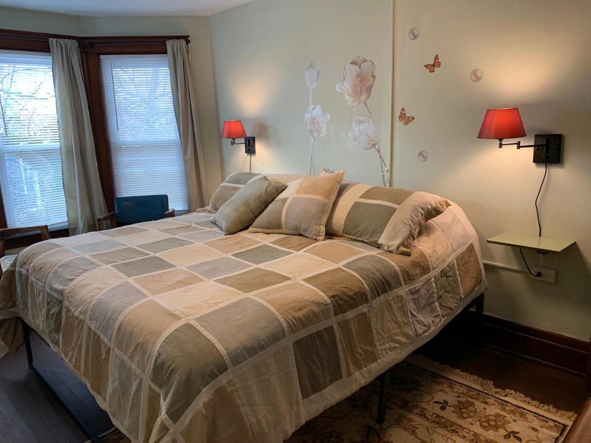 Red Brick Inn - Walk To The Falls, The Casino And All Downtown Restaurants Niagara Falls Ngoại thất bức ảnh